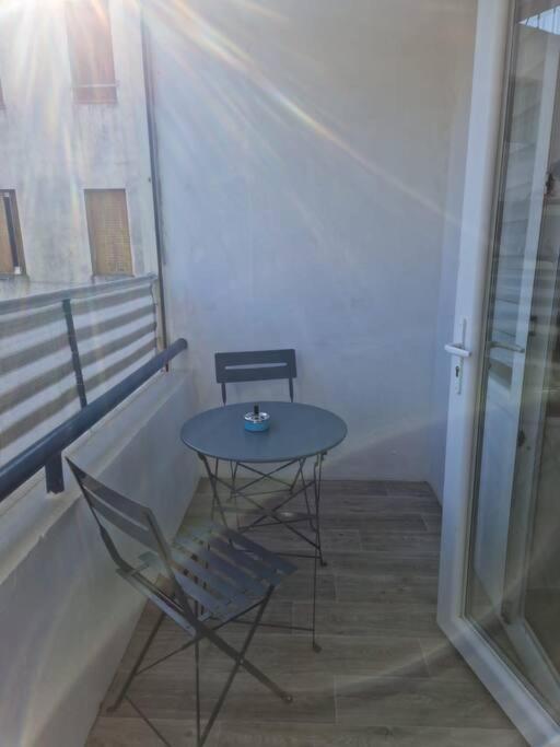 Lou Gardian Apartment Arles Bagian luar foto